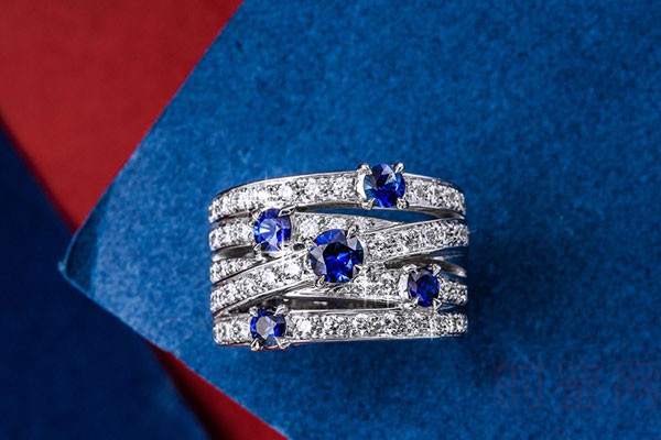 海瑞温斯顿戒指蓝宝石18K白金镶钻